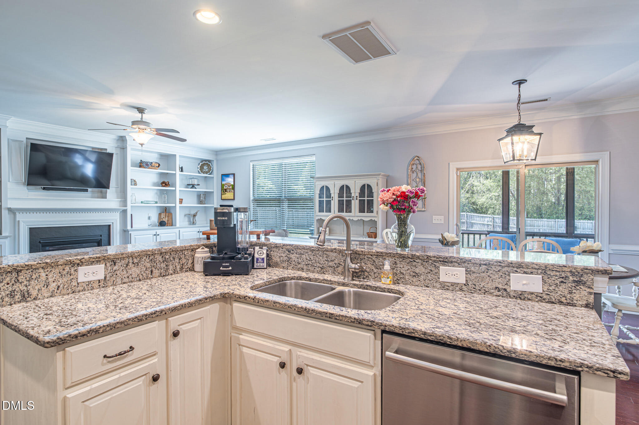 625 Spruce Meadows Lane Willow Spring, NC 27592 - Photo 6 of 31 625 Spruce Meadow Lane-17