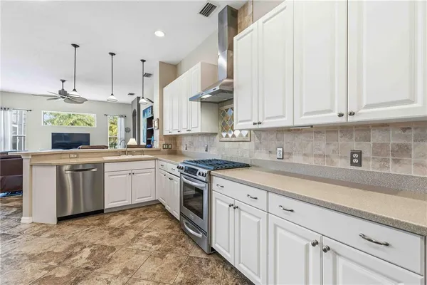 $599,900 | 7714 Ashley Circle, Bradenton, FL 34201