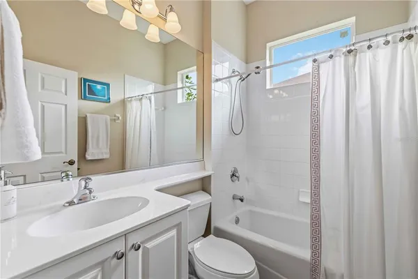 $599,900 | 7714 Ashley Circle, Bradenton, FL 34201