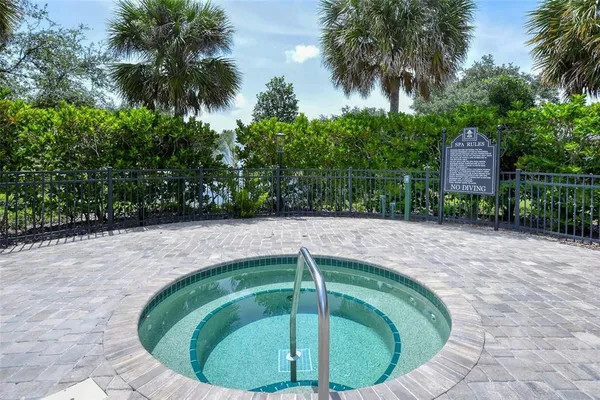 $599,900 | 7714 Ashley Circle, Bradenton, FL 34201