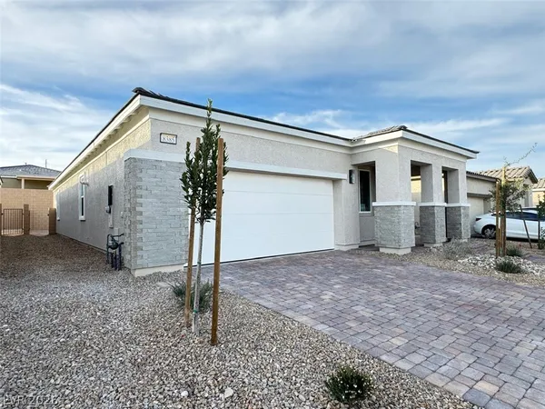 $2,500 | 8385 Vanhoy Crk Street, Las Vegas, NV 89166