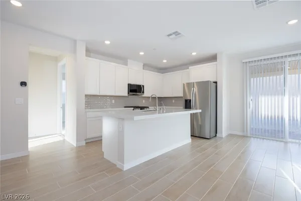 $2,500 | 8385 Vanhoy Crk Street, Las Vegas, NV 89166