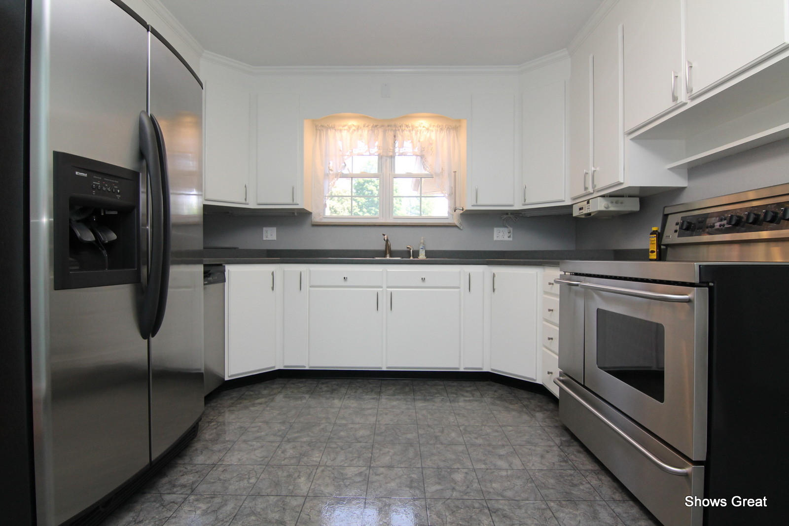 3519 Grandin Road Southwest Roanoke, VA 24018 - Photo 15 of 58 IMG_7337