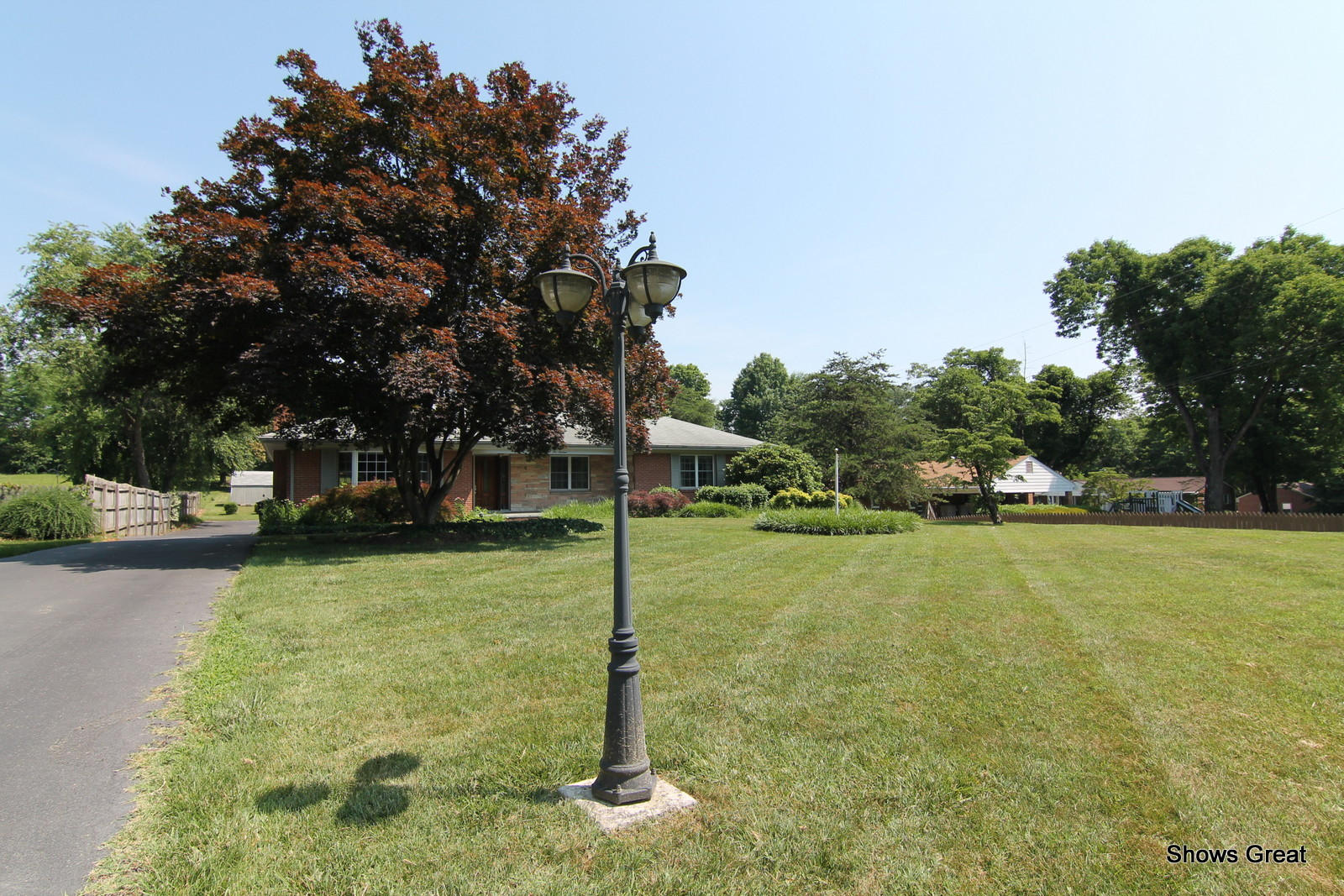 3519 Grandin Road Southwest Roanoke, VA 24018 - Photo 3 of 58 IMG_7323