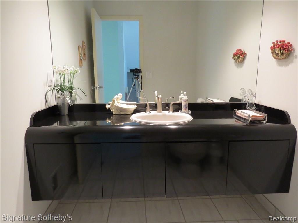 4550 Quarton Road Bloomfield Hills, MI 48302 - Photo 21 of 44 IMG_0278.jpg