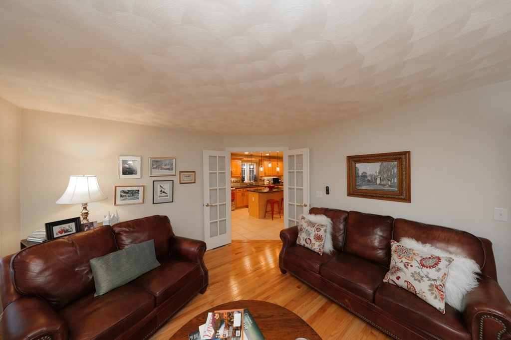 105 Dudley Road Billerica, MA 01821 - Photo 20 of 36 Gallery Image 20
