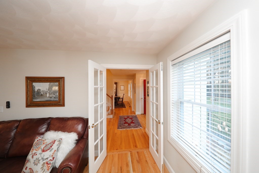 105 Dudley Road Billerica, MA 01821 - Photo 21 of 36 Gallery Image 21