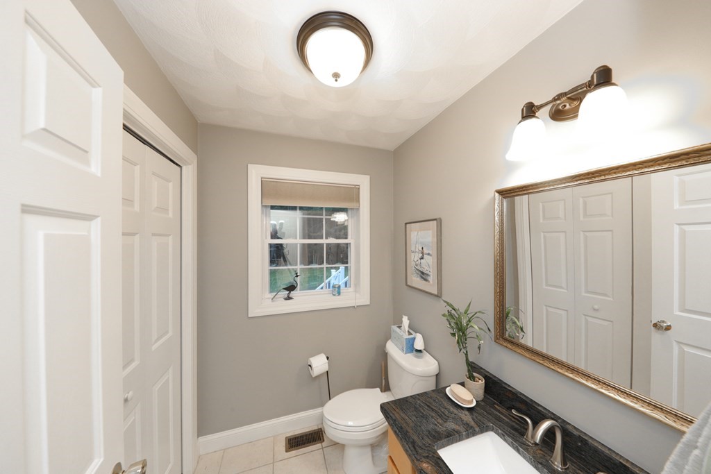 105 Dudley Road Billerica, MA 01821 - Photo 24 of 36 Gallery Image 24