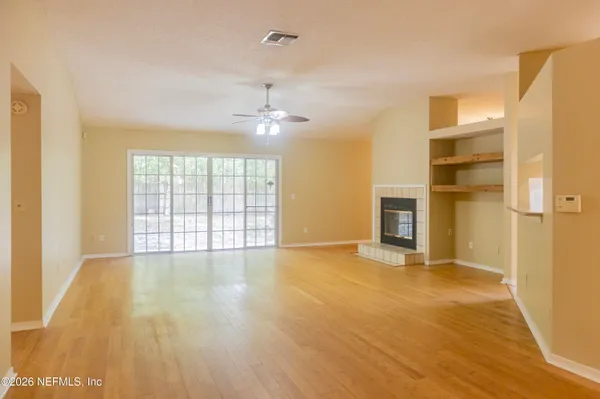 $2,295 | 8066 Dickie Drive, Jacksonville, FL 32216