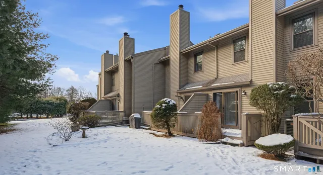 $304,999 | 73 Metacomet Drive, Unit 73, Meriden, CT 06450