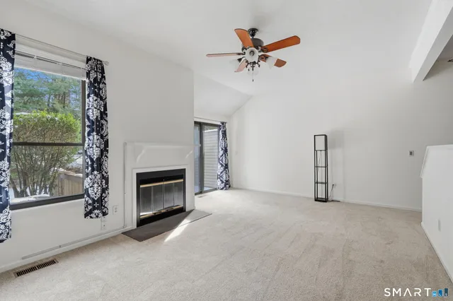 $304,999 | 73 Metacomet Drive, Unit 73, Meriden, CT 06450