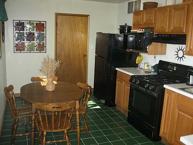 3842 Evanston Road Columbus, OH 43232 - Photo 5 of 11 Gallery Image 5