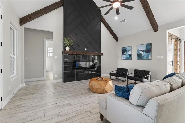 $600,000 | 556 County Road 4875, Celeste, TX 75423