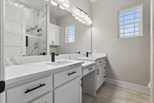 $600,000 | 556 County Road 4875, Celeste, TX 75423