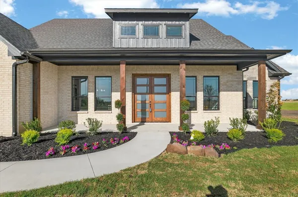 $600,000 | 556 County Road 4875, Celeste, TX 75423