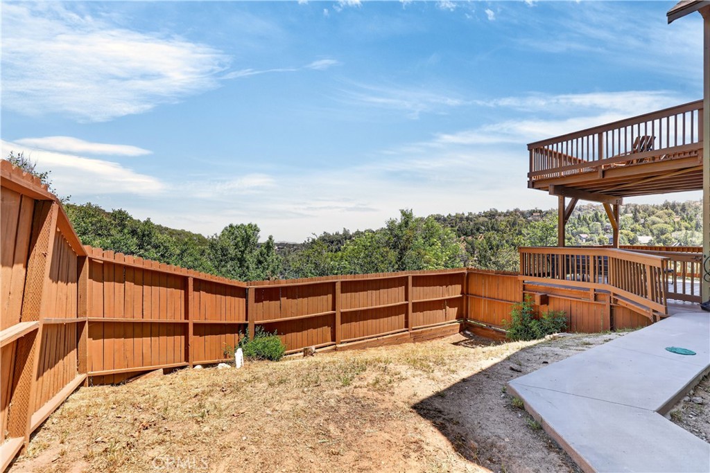 26850 Inyo Court Lake Arrowhead, CA 92352 - Photo 31 of 34
