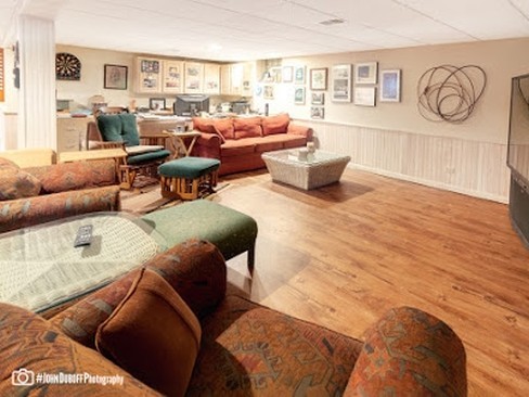1850 Burton Lane Park Ridge, IL 60068 - Photo 27 of 34 a living room with furniture and a wooden floor