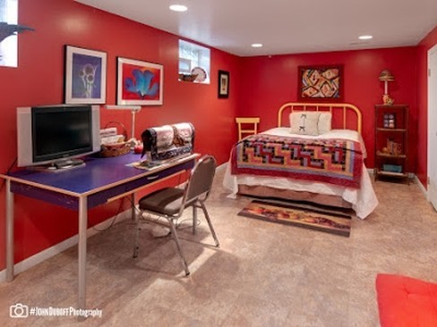 1850 Burton Lane Park Ridge, IL 60068 - Photo 28 of 34 a bedroom with a bed and a desk