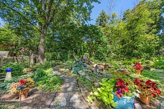 1850 Burton Lane Park Ridge, IL 60068 - Photo 9 of 34