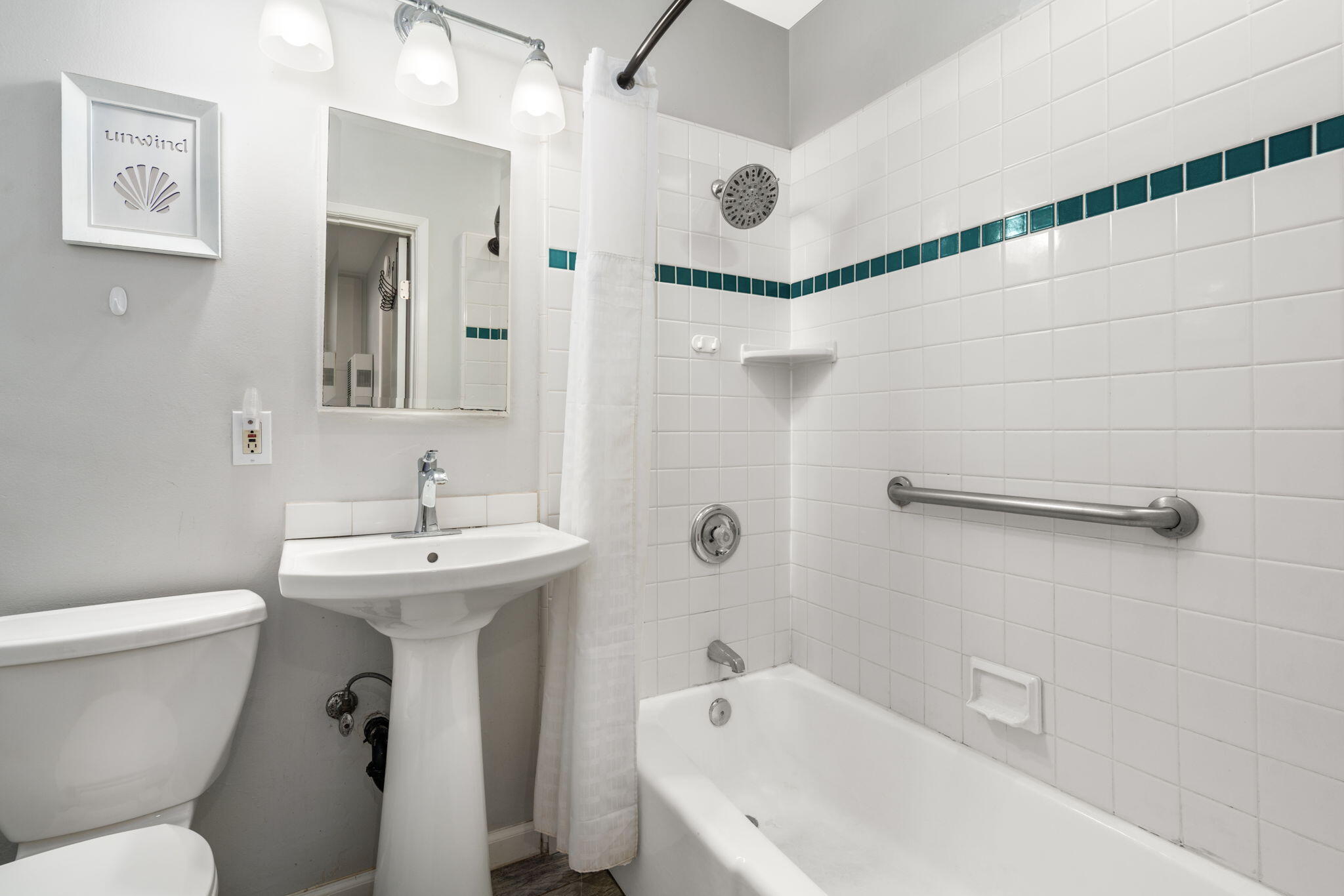 4980 Sandyland Road, Unit 104 Carpinteria, CA 93013 - Photo 16 of 38 14-web-or-mls-805MW-4980Sandyland104-13