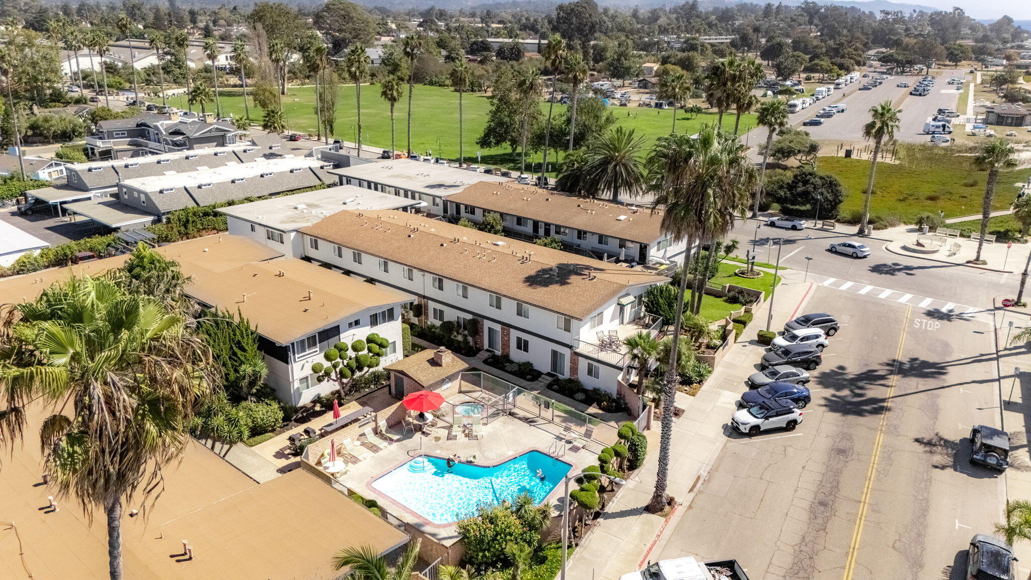 4980 Sandyland Road, Unit 104 Carpinteria, CA 93013 - Photo 34 of 38 16-web-or-mls-805MW-4980Sandyland104-Aer