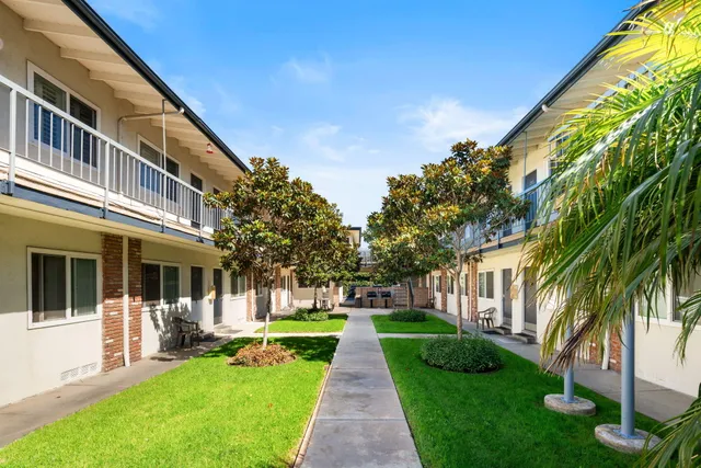 $1,100,000 | 4980 Sandyland Road, Unit 104, Carpinteria, CA 93013