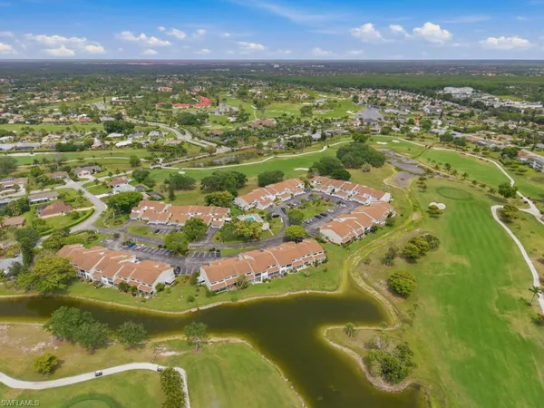 $369,000 | 438 Bristle Cone Lane, Unit 20, Naples, FL 34113