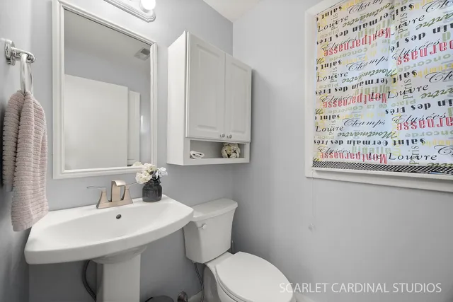 $525,000 | 31 Roosevelt Street, St. Charles, IL 60174