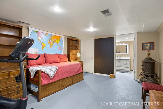 $525,000 | 31 Roosevelt Street, St. Charles, IL 60174