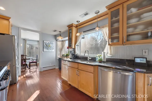 $525,000 | 31 Roosevelt Street, St. Charles, IL 60174