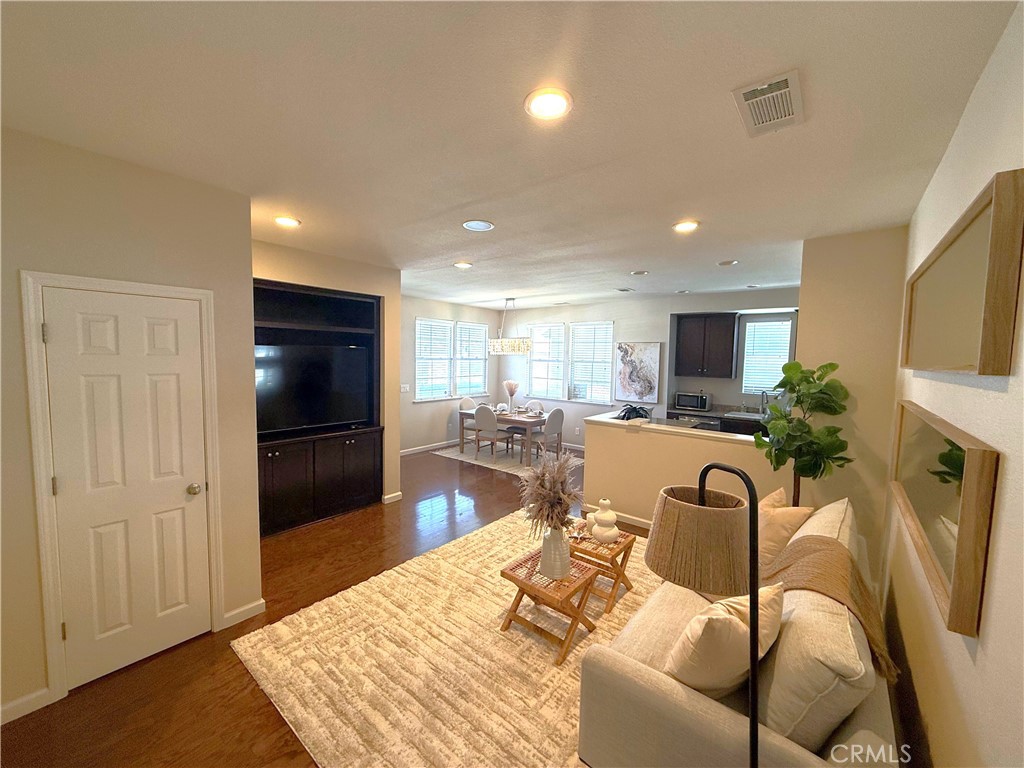 154 Montage Drive Merced, CA 95348 - Photo 3 of 18