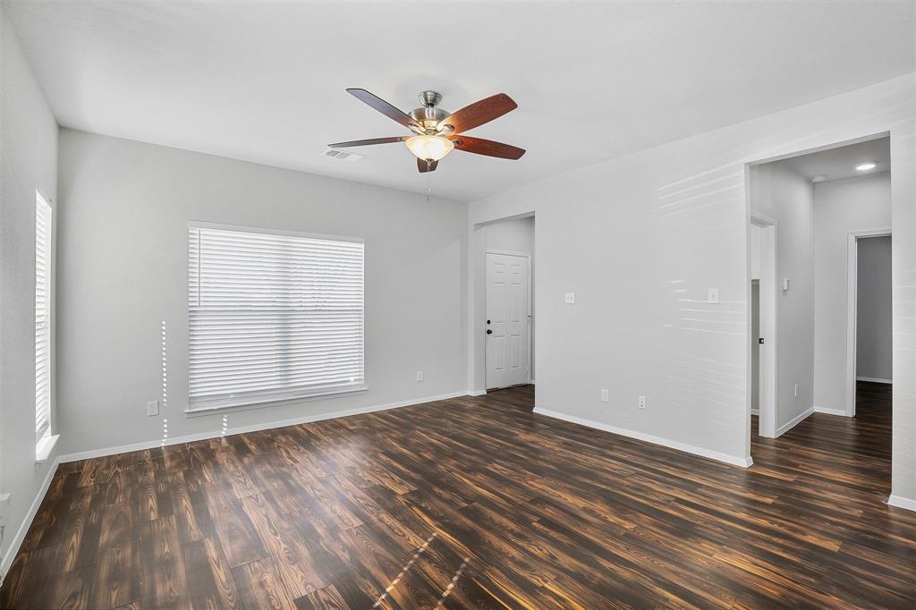 820 Rose Street, Unit B Denton, TX 76209 - Photo 2 of 13