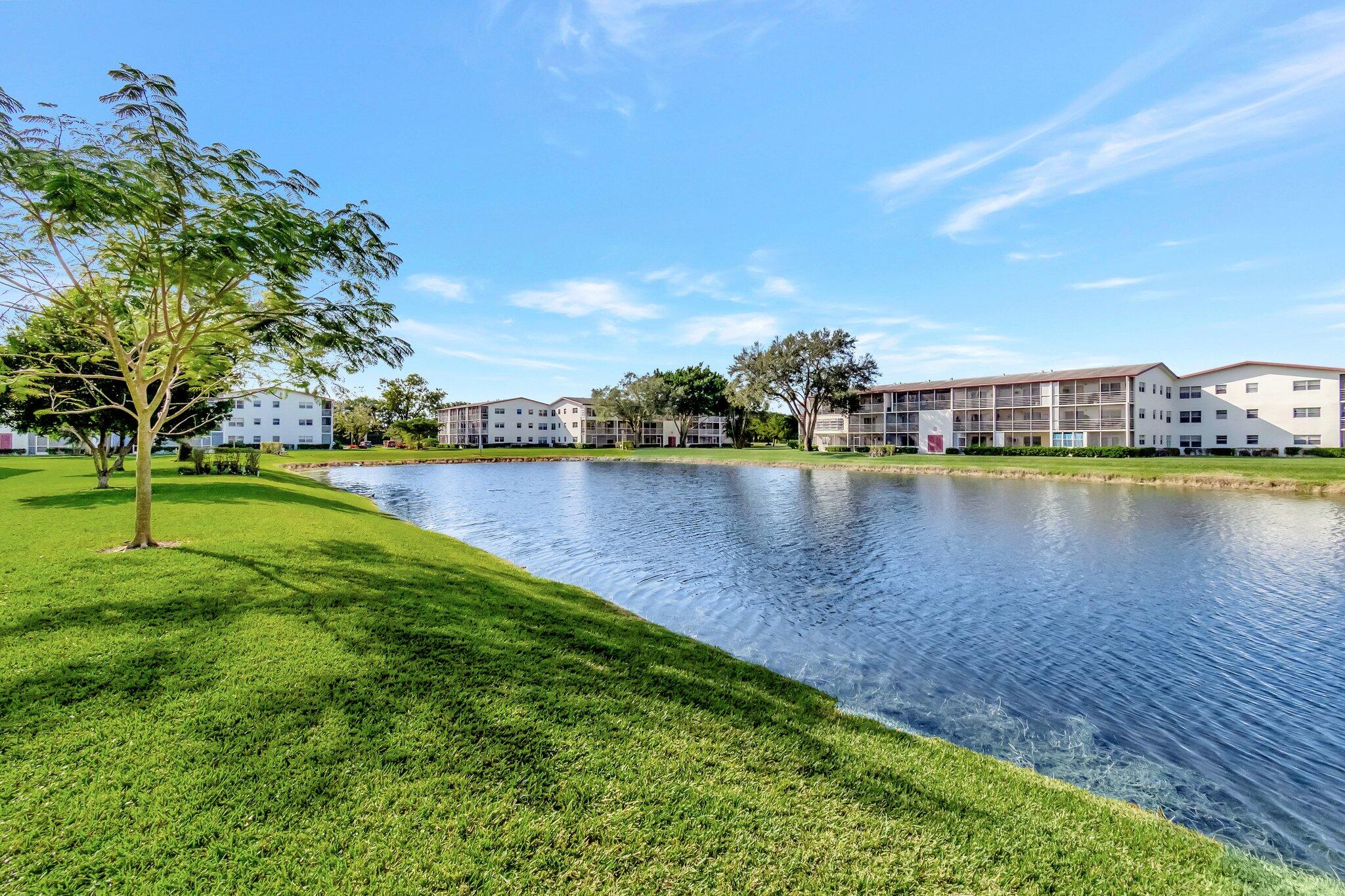 536 Fanshaw M Boca Raton, FL 33434 - Photo 25 of 65 46-web-or-mls-DSC_8721