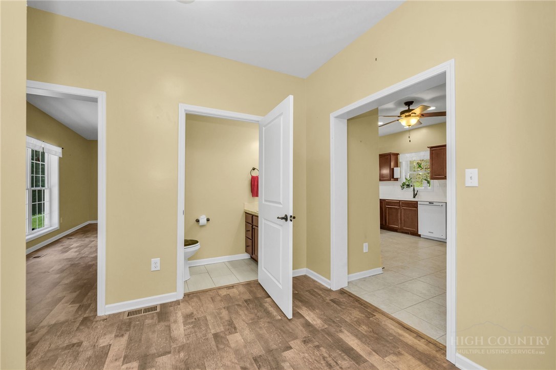 324 Hidden Spring Road West Jefferson, NC 28694 - Photo 7 of 38