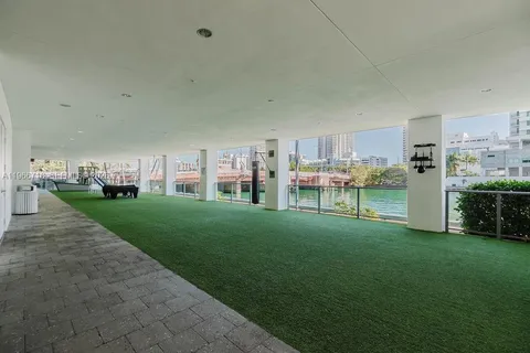 $1,495,000 | 6103 Aqua Avenue, Unit 702, Miami Beach, FL 33141