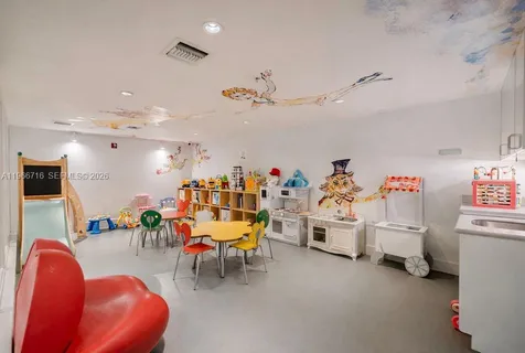 $1,495,000 | 6103 Aqua Avenue, Unit 702, Miami Beach, FL 33141