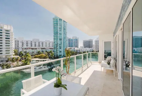 $1,495,000 | 6103 Aqua Avenue, Unit 702, Miami Beach, FL 33141