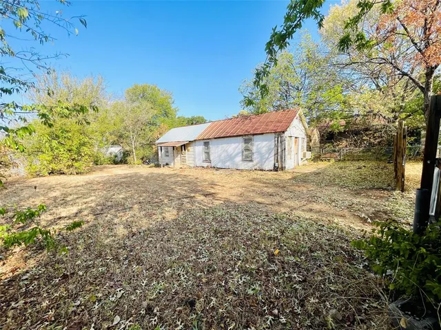 $30,000 | 304 Ohio Avenue, Graham, TX 76450