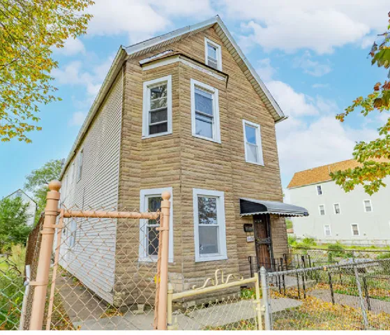 $1,600 | 8428 South Green Bay Avenue, Chicago, IL 60617