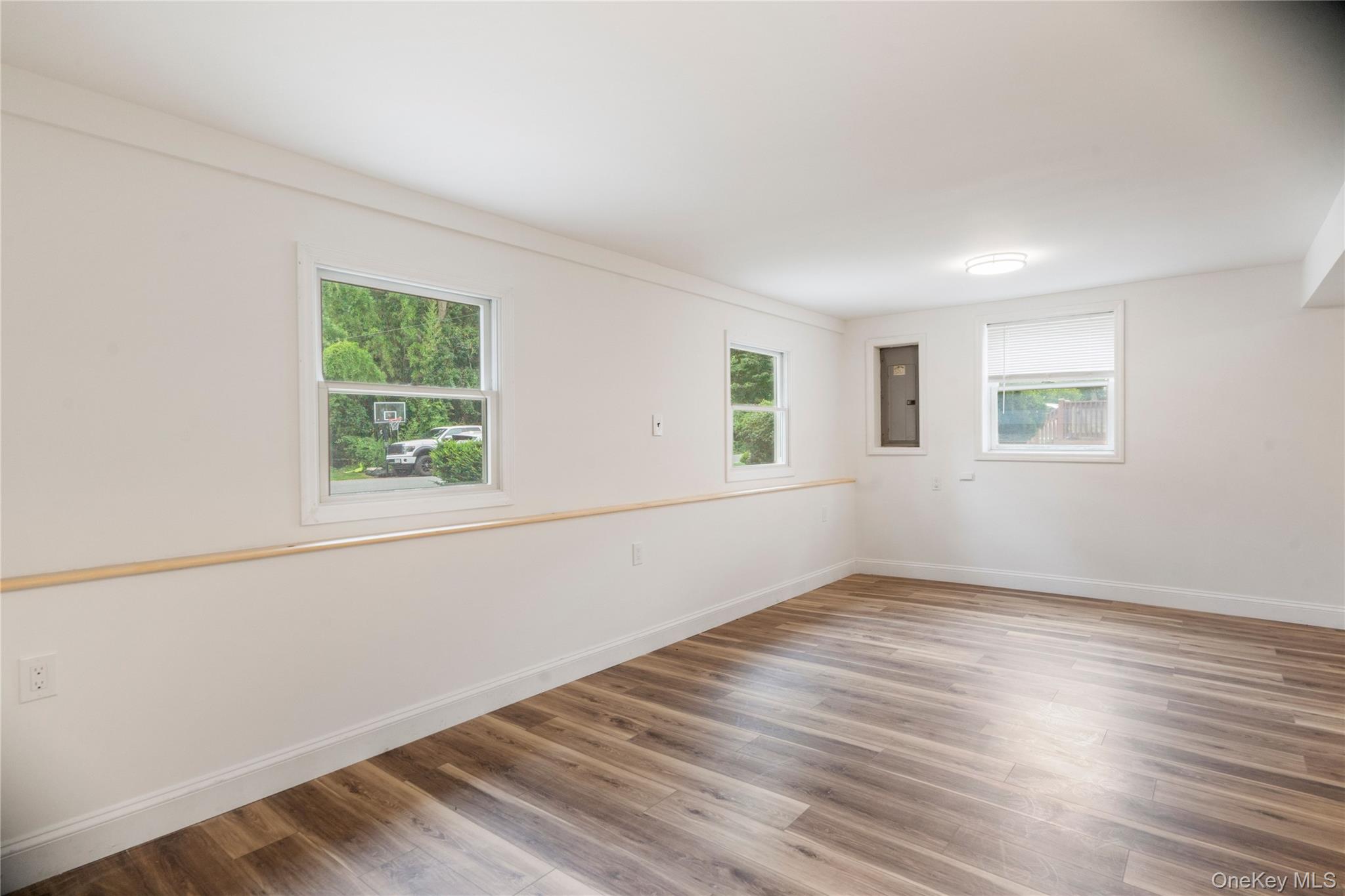 39 Wolf Hollow Road Centereach, NY 11720 - Photo 25 of 35