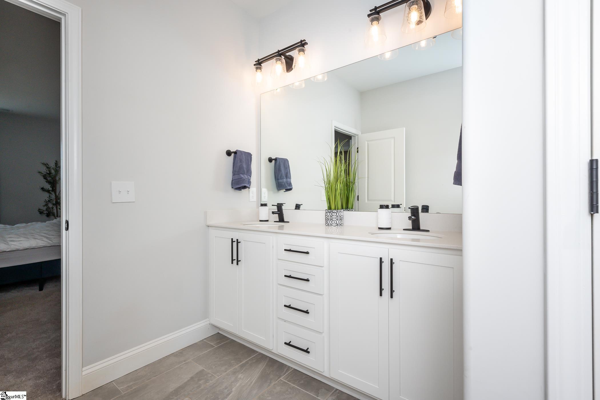 1017 Linden Ridge Road Greer, SC 29651 - Photo 17 of 43 Gallery Image 17