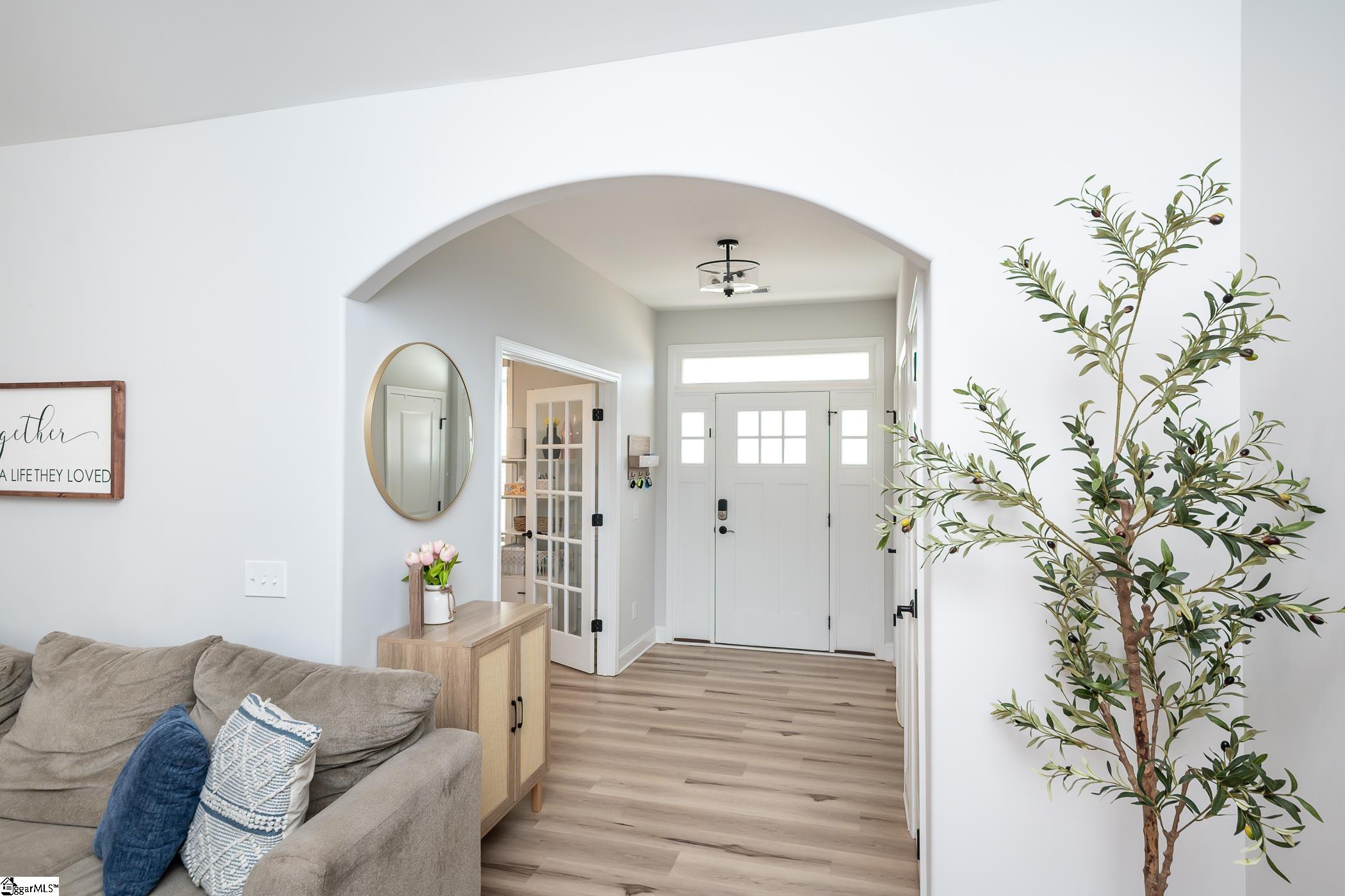 1017 Linden Ridge Road Greer, SC 29651 - Photo 2 of 43 Gallery Image 2
