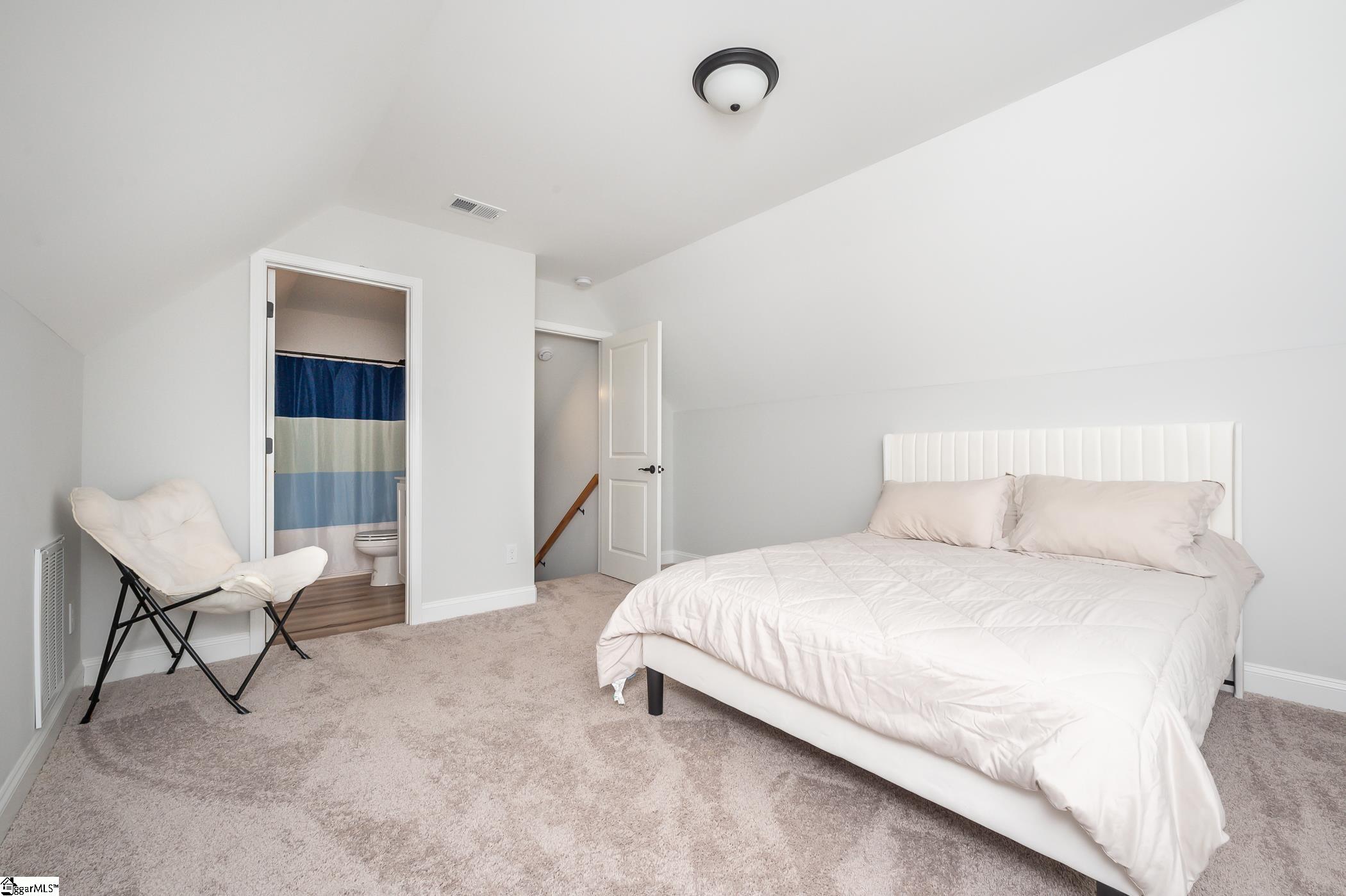 1017 Linden Ridge Road Greer, SC 29651 - Photo 29 of 43 Gallery Image 29