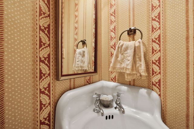 $2,700,000 | 820 Overton Lane, Nashville, TN 37220