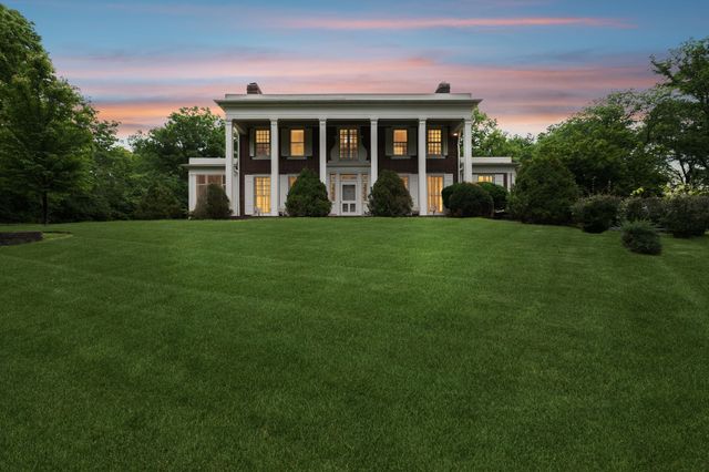 $2,700,000 | 820 Overton Lane, Nashville, TN 37220