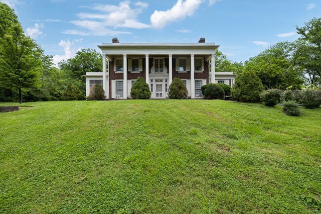 $2,700,000 | 820 Overton Lane, Nashville, TN 37220