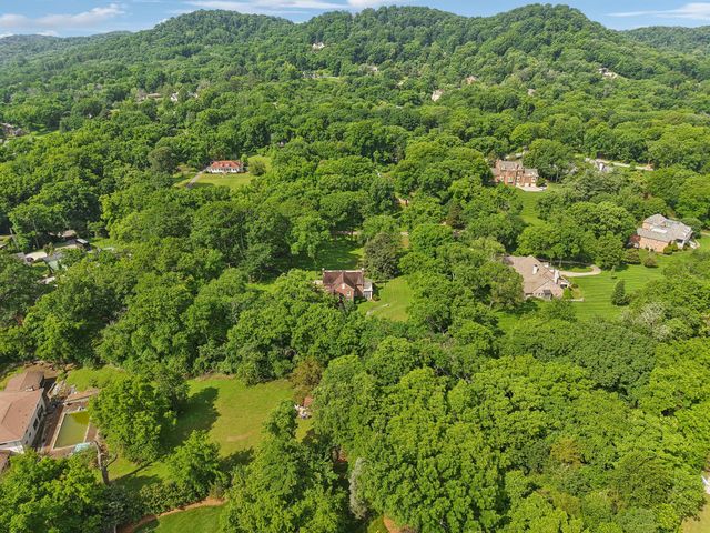 $2,700,000 | 820 Overton Lane, Nashville, TN 37220