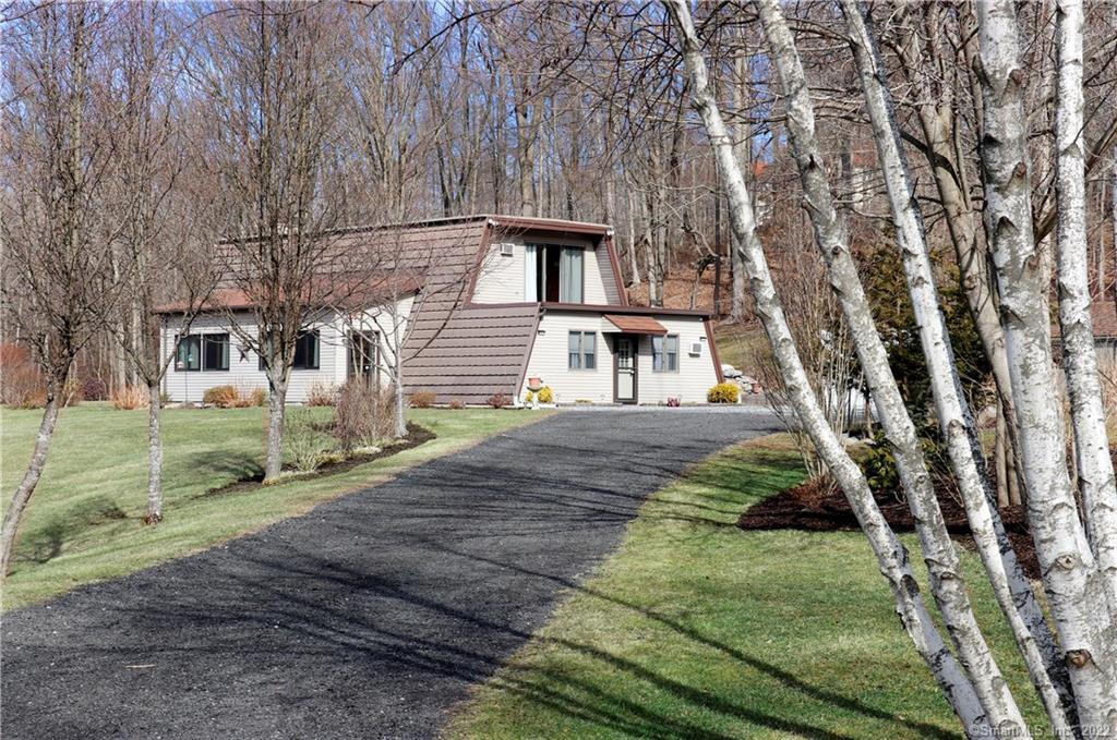216 Hogs Back Road Oxford, CT 06478 - Photo 1 of 1 Gallery Image 1