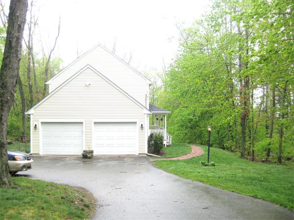 30 Fiske Hill Road Sturbridge, MA 01566 - Photo 3 of 30