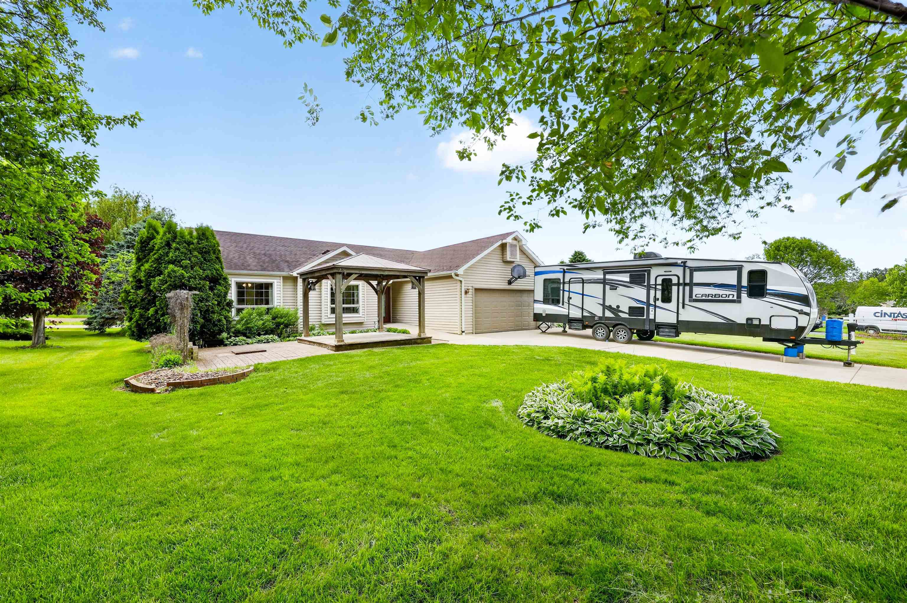 3781 Token Road DeForest, WI 53532 - Photo 2 of 33